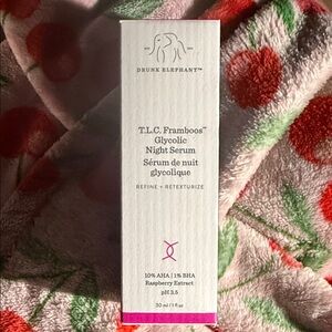 Drunk Elephant T.L.C. Framboos Glycolic Night Serum - White and Pink